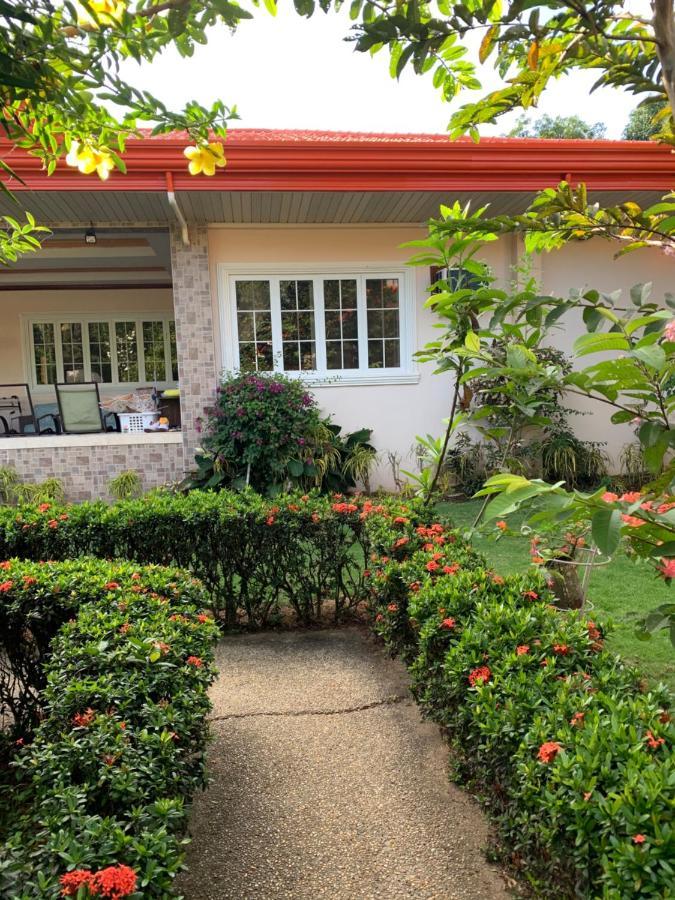 Powers Holiday Vacations Dipolog Exterior foto